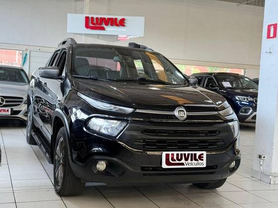 FIAT TORO 2.4 16V MULTIAIR FLEX BLACKJACK AT9 FIAT TORO 2.4 16V MULTIAIR FLEX BLACKJACK AT9